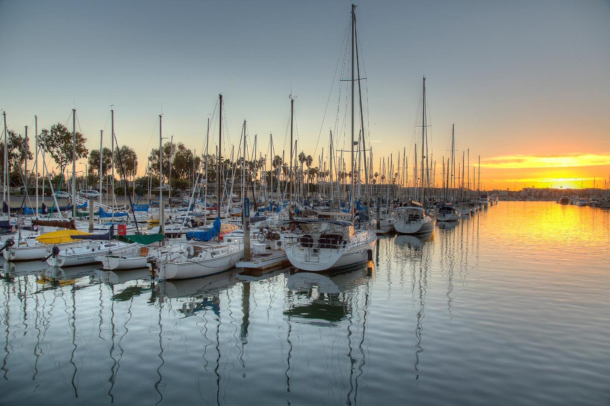 Luxury Marina Apartamento *